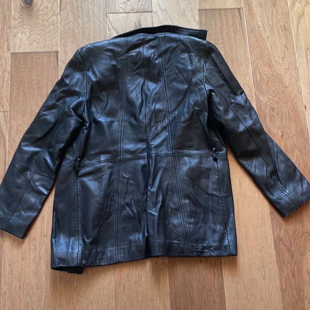 Colebrook Essentials ZipUp Leather Jacket Gem